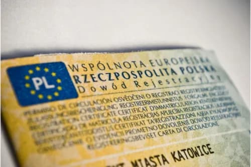 Obowiązek przerejestrowania samochodu – co musisz wiedzieć, aby uniknąć problemów