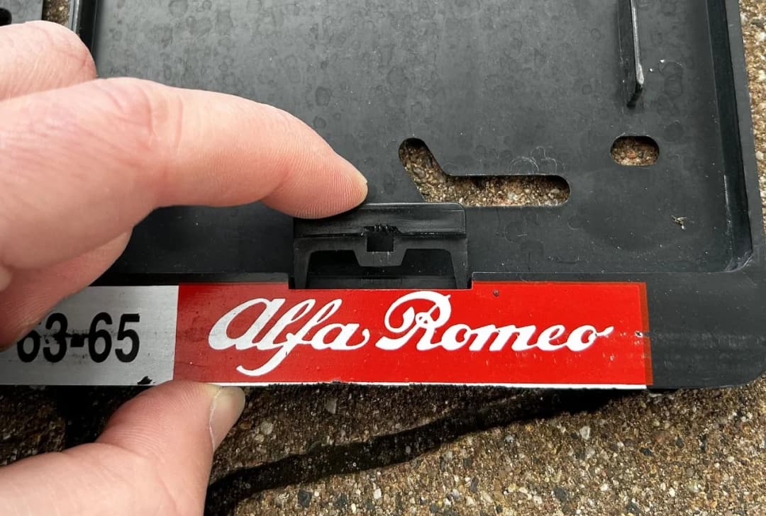 Jak zdjąć rejestracje bez mandatu: 4 zasady legalnego demontażu!